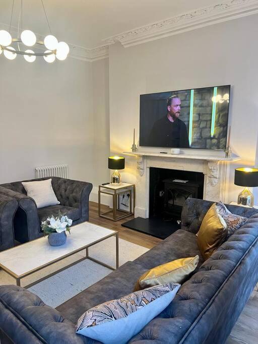 דירות לונדון Flat In The Heart Of Holland Park מראה חיצוני תמונה