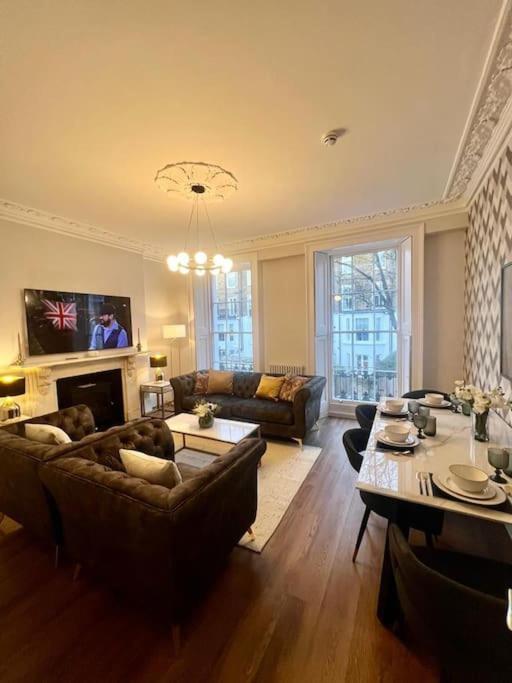 דירות לונדון Flat In The Heart Of Holland Park מראה חיצוני תמונה